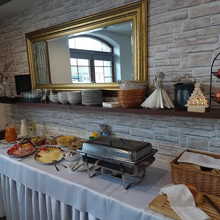 Cozy Family With Garage 아파트